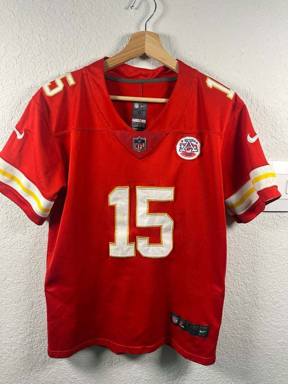 Youth Nike Kansas City Chiefs Patrick Mahomes 15 Jersey XL